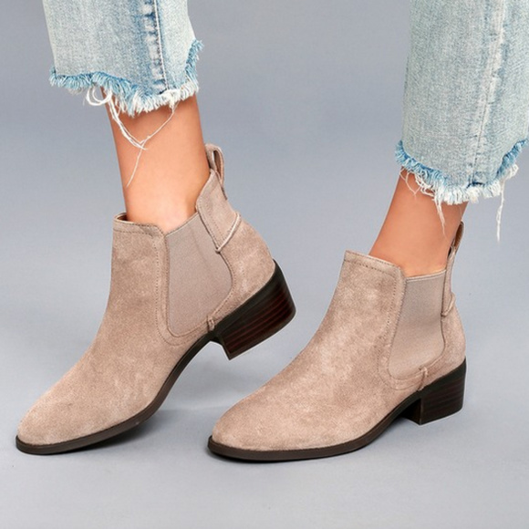 Steve Madden Shoes - LAST ONE‼️ STEVE MADDEN Suede Ankle Booties